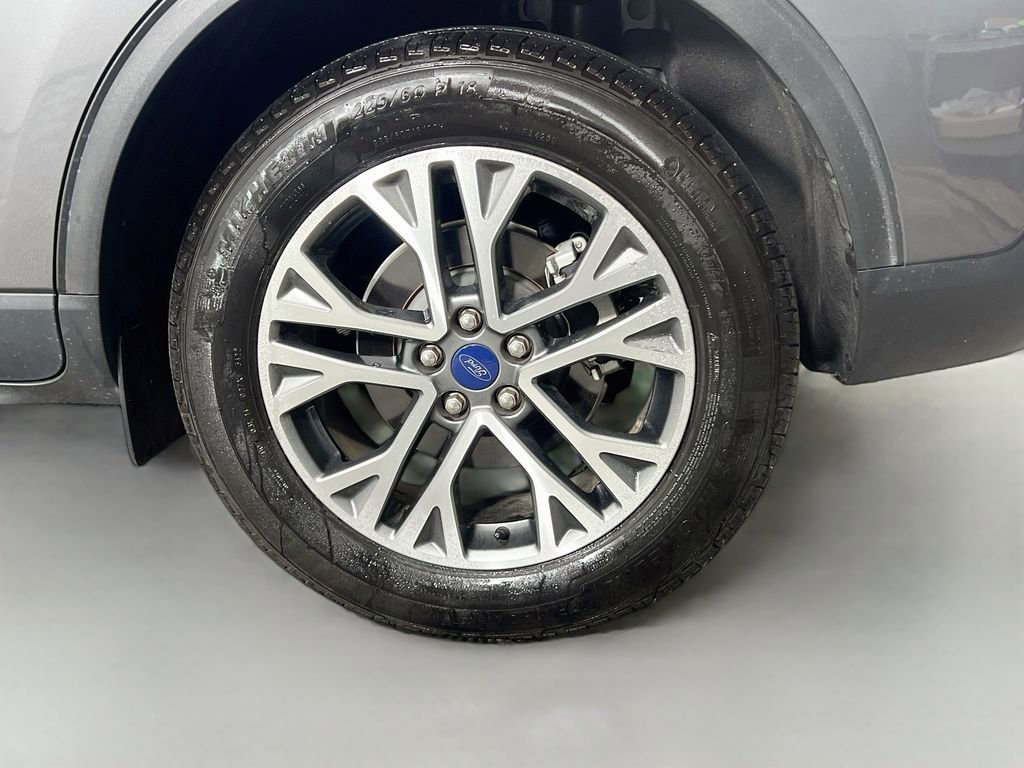Used 2022 Ford Escape SEL AWD/4WD image 35