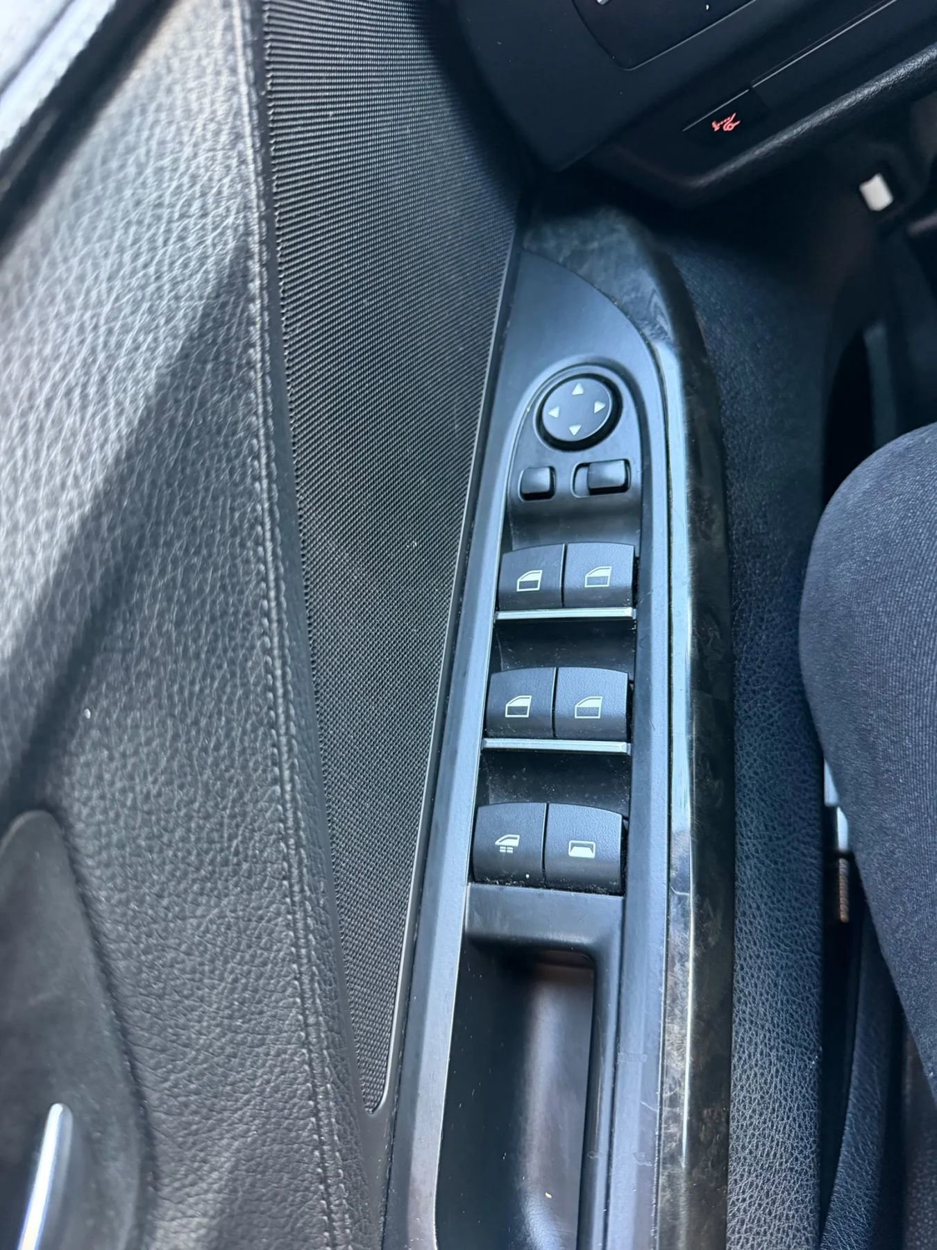 Used 2015 BMW 640i xDrive Convertible image 21