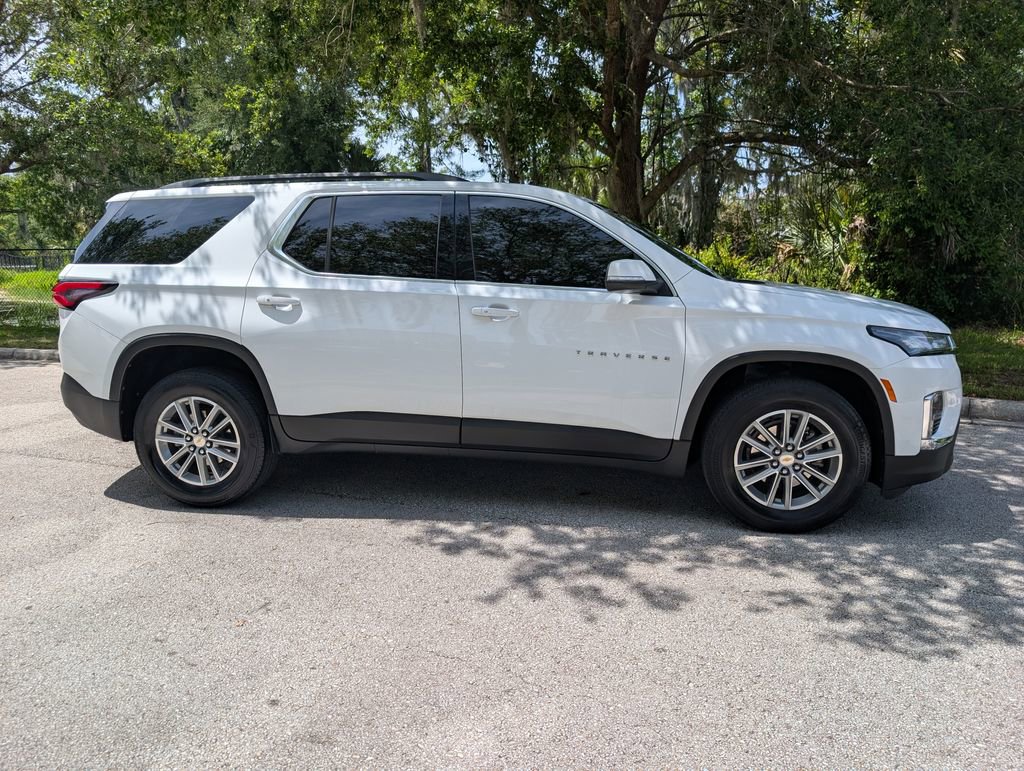 Used 2023 Chevrolet Traverse LT FWD image 10