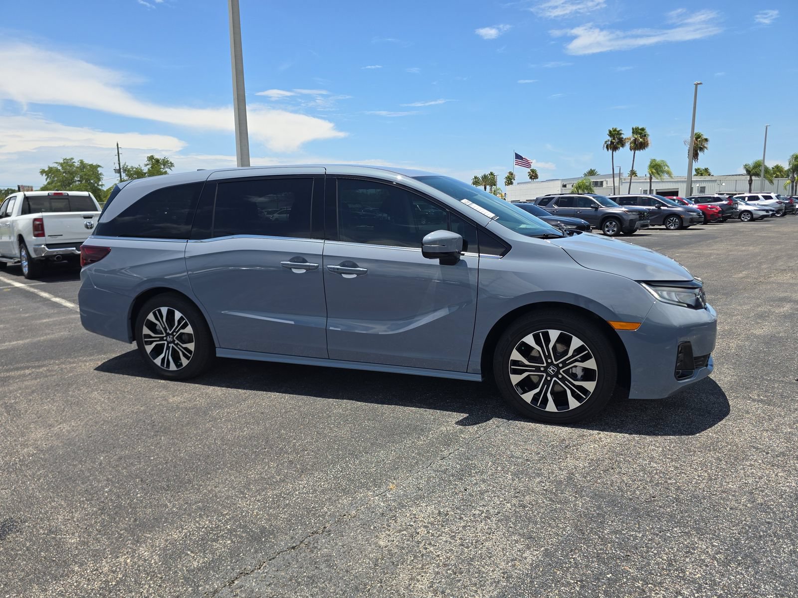 Certified 2026 Honda Odyssey Elite image 2