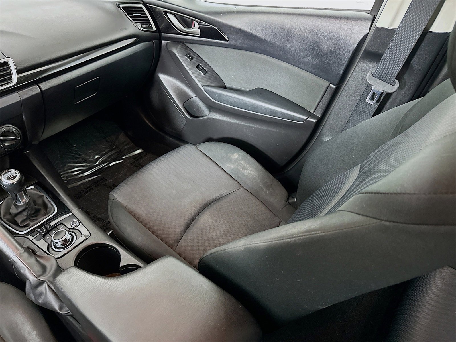 Used 2016 MAZDA MAZDA3 i Sport image 22