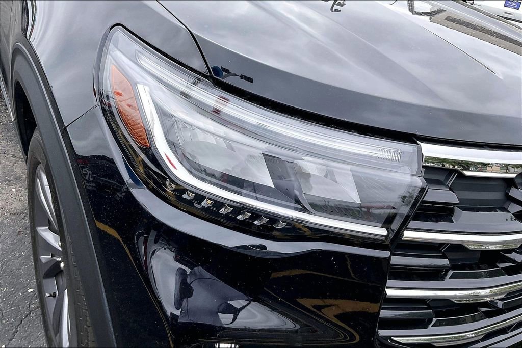 Used 2025 Ford Explorer Active w/ Active Comfort Package AWD/4WD image 27