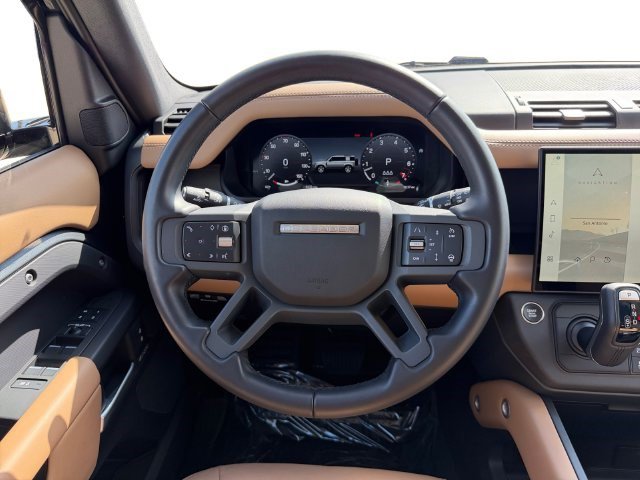 Certified 2026 Land Rover Defender 110 X-Dynamic SE AWD/4WD image 13