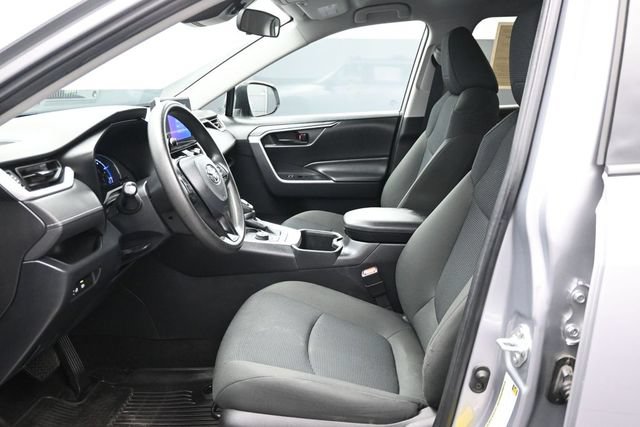 Used 2023 Toyota RAV4 LE AWD/4WD image 6