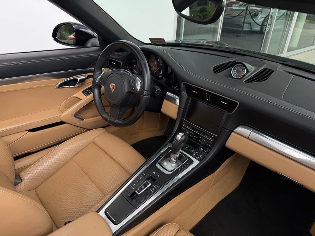 Used 2014 Porsche 911 Carrera 4S AWD/4WD image 23