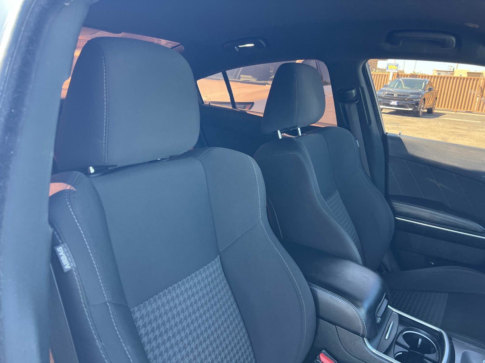 Used 2019 Dodge Charger GT image 30