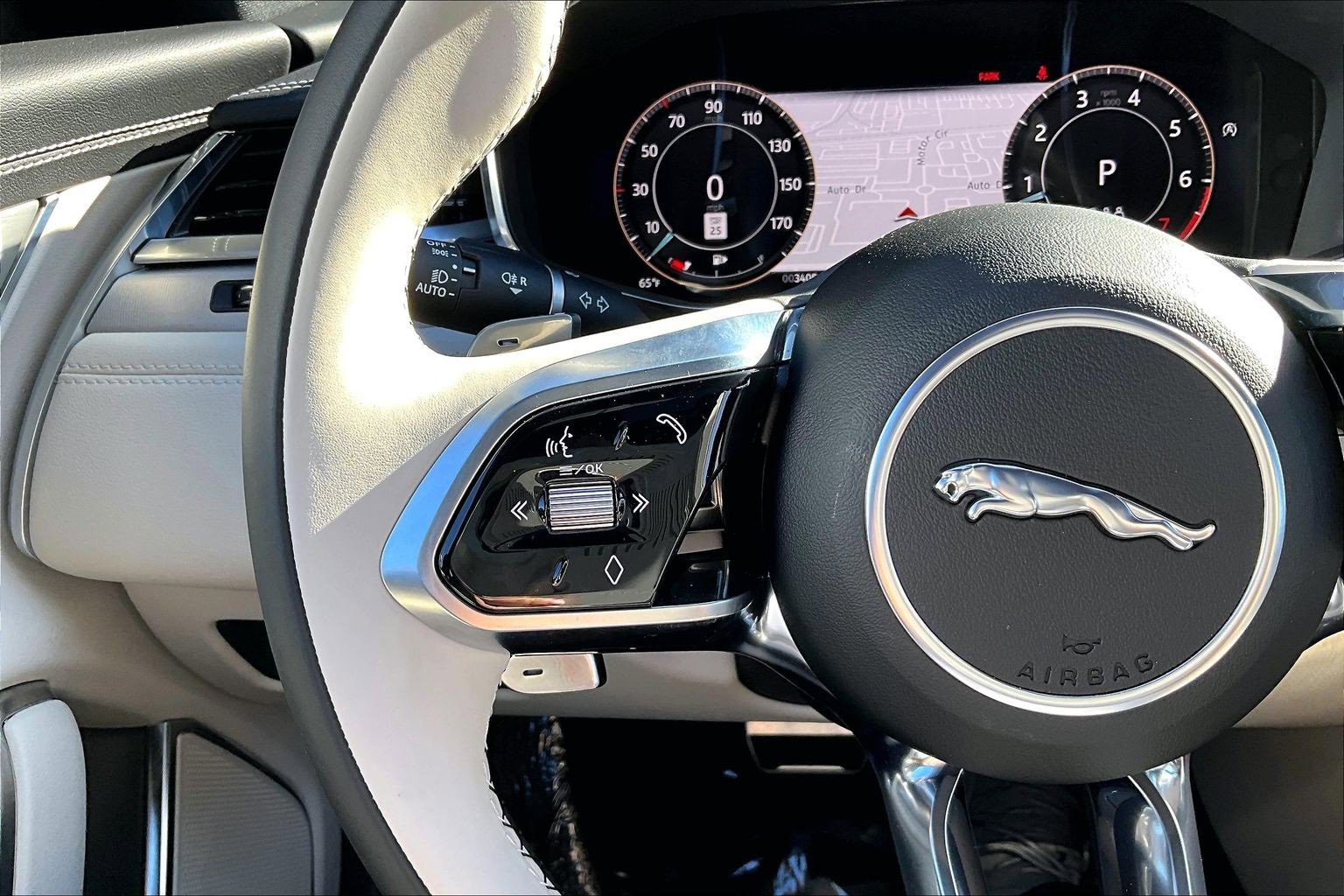 Used 2024 Jaguar XF R-Dynamic SE image 17