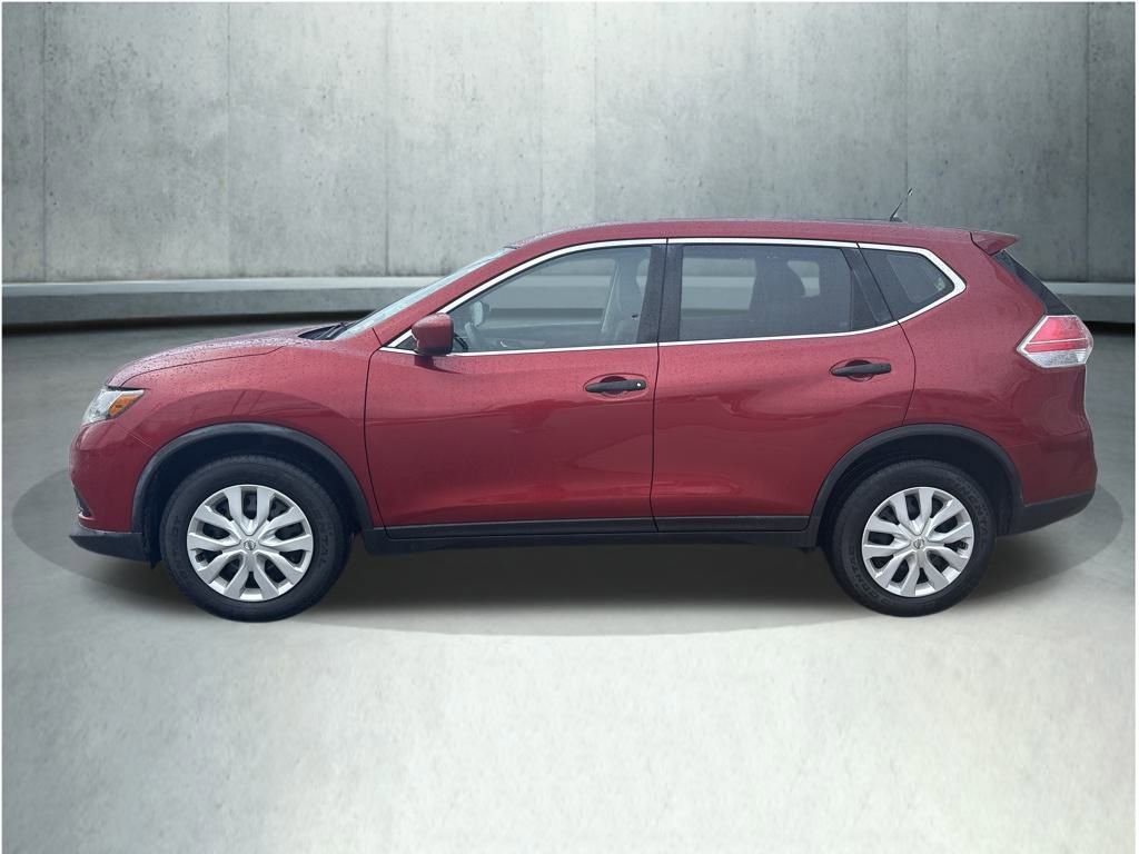 Used 2016 Nissan Rogue S image 2