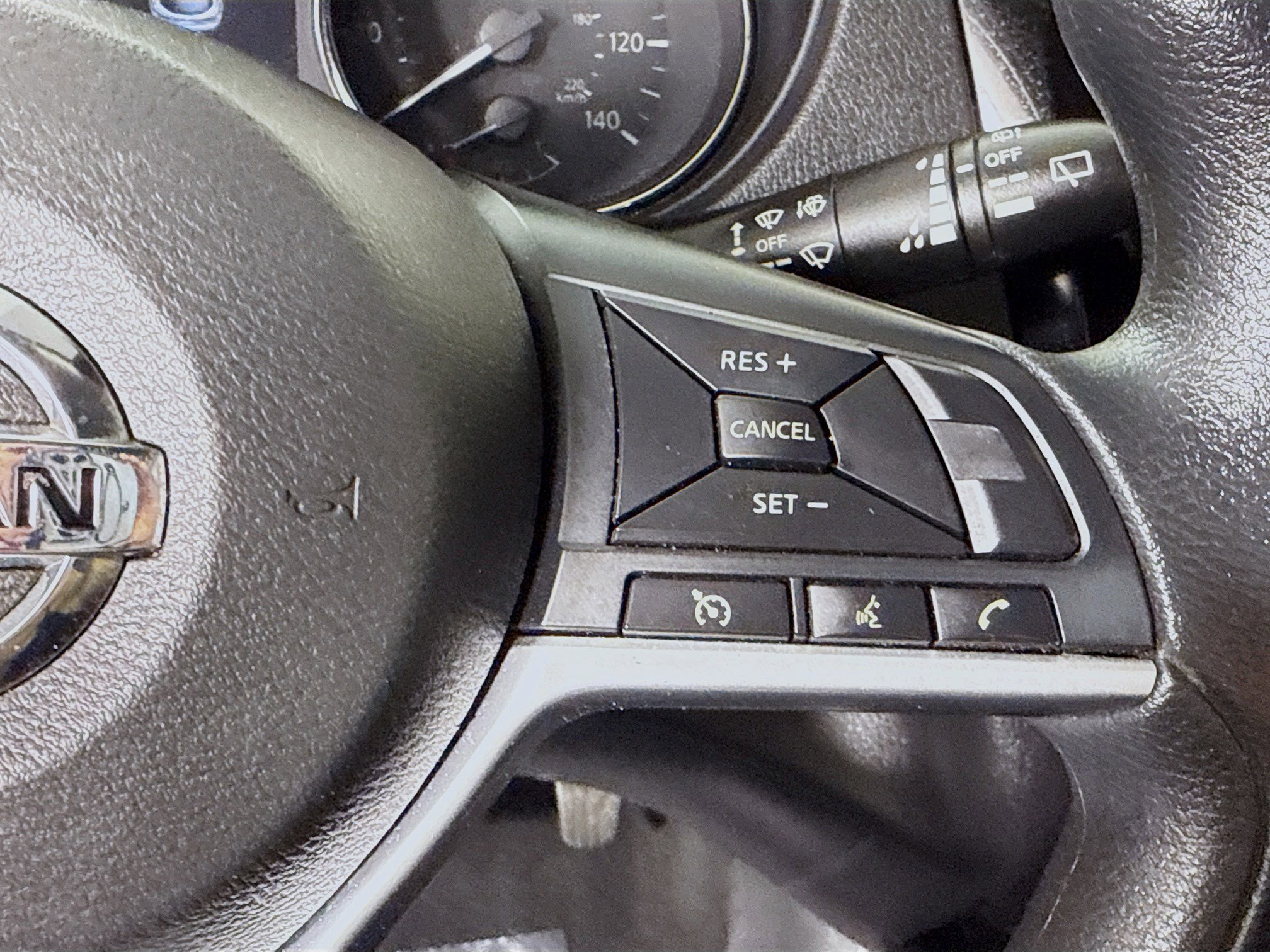 Used 2021 Nissan Rogue Sport S image 15