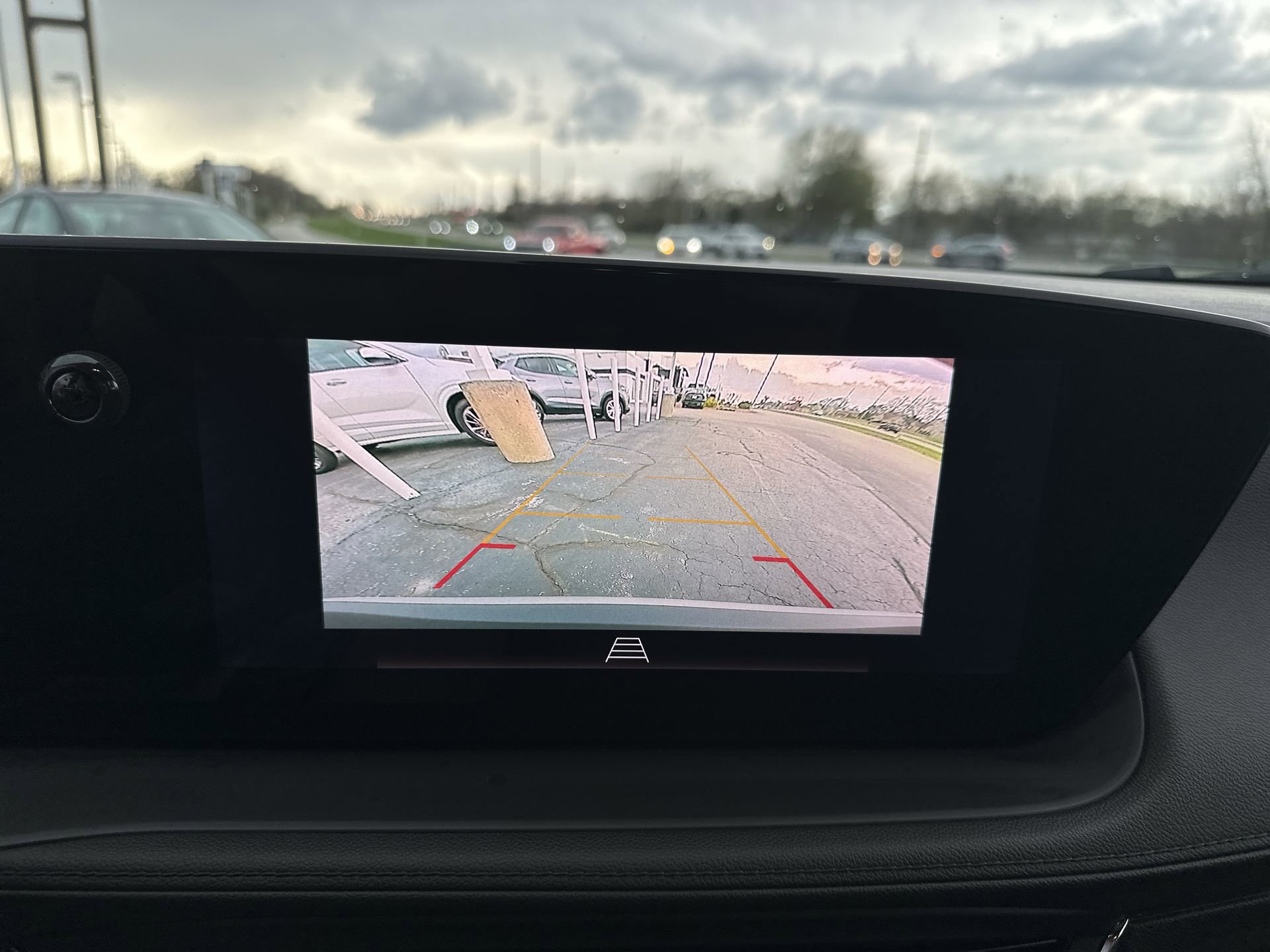 Certified 2024 Buick Encore GX Preferred FWD image 17