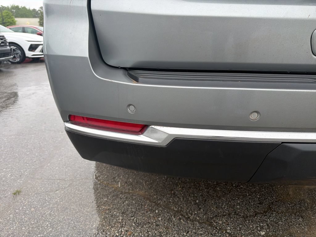 Used 2025 Chevrolet Tahoe LT RWD image 8