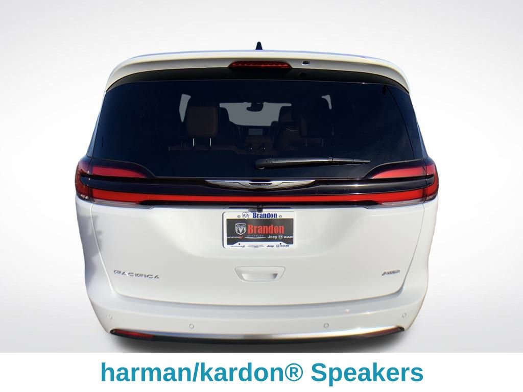 New 2026 Chrysler Pacifica Pinnacle image 5