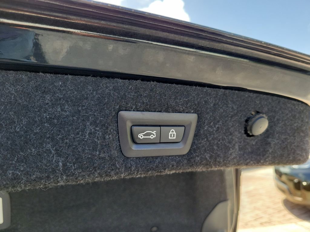 Used 2021 BMW M5 w/ Competition Package image 9