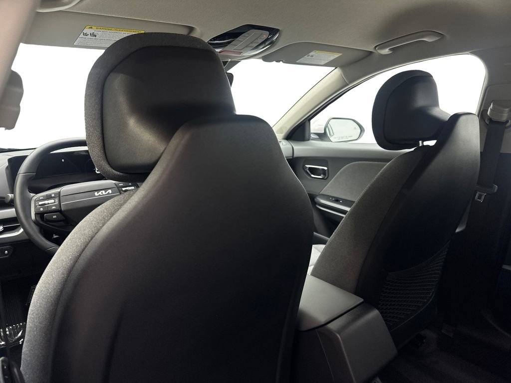 Used 2025 Kia K4 EX FWD image 35