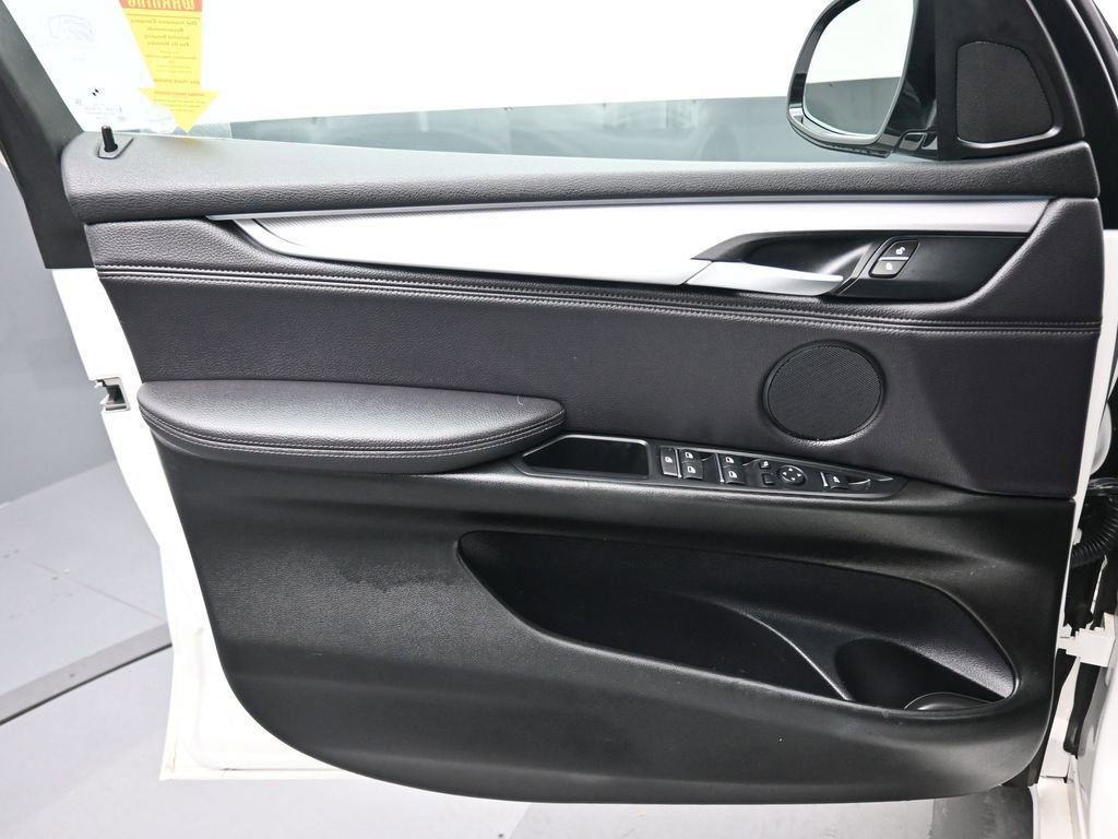 Used 2018 BMW X5 xDrive35i image 9
