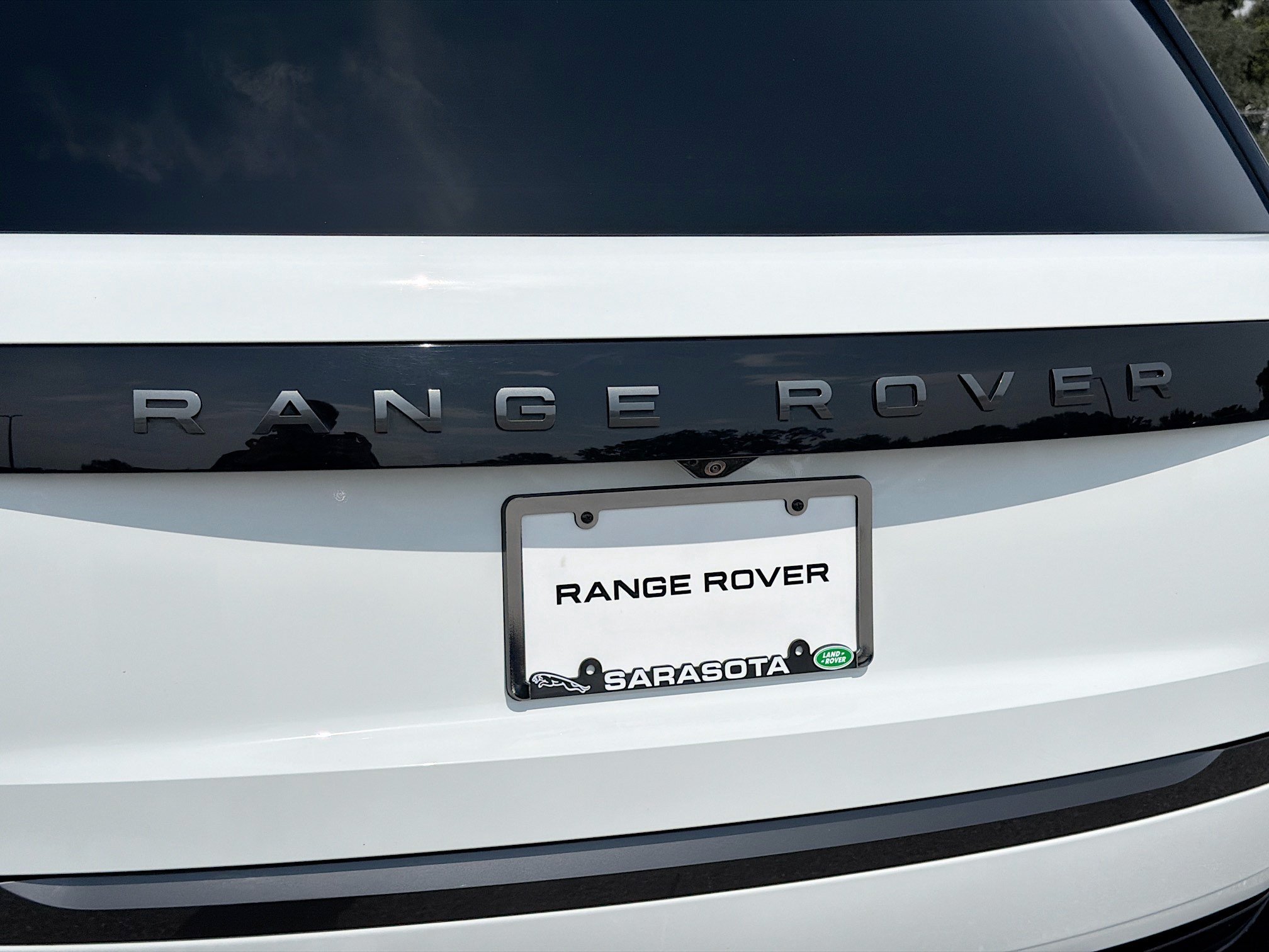 Used 2025 Land Rover Range Rover SE AWD/4WD image 11