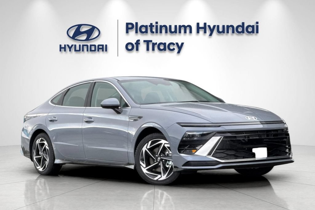 New 2026 Hyundai Sonata SEL FWD image 2