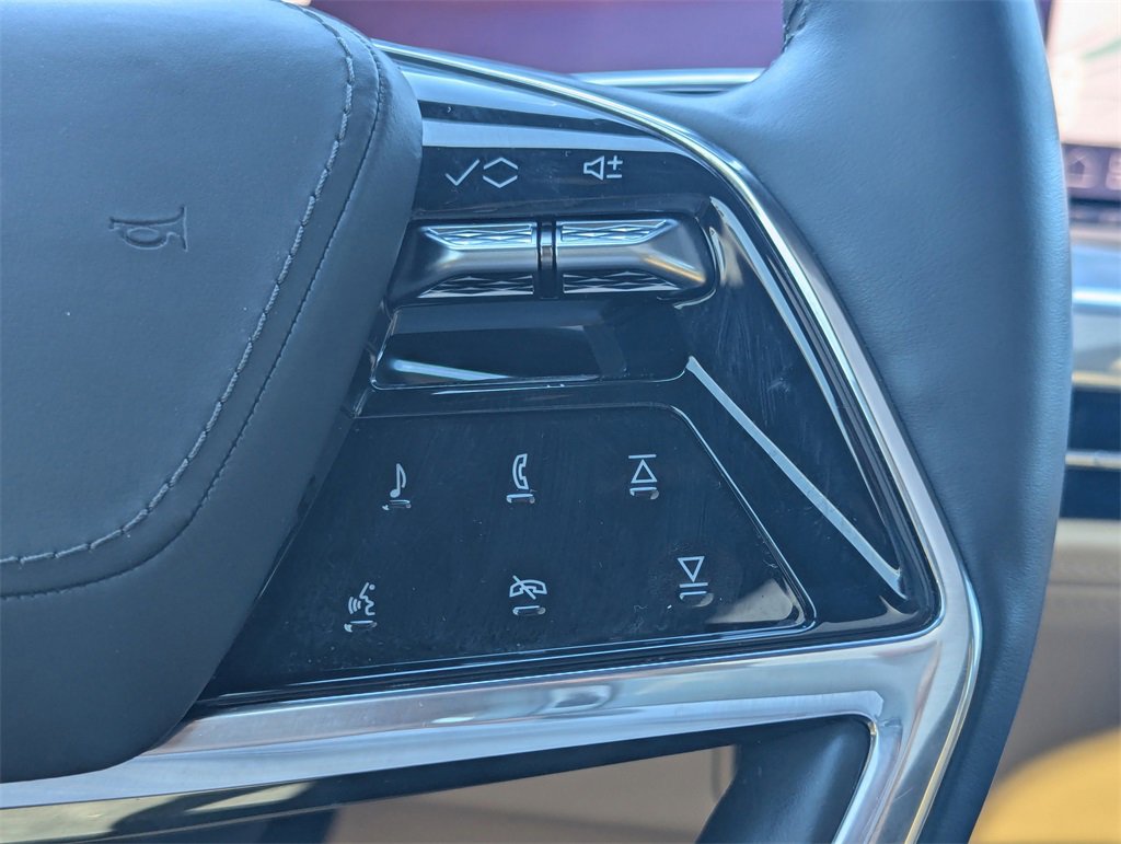 Used 2025 Cadillac Escalade IQ Sport 2 image 23