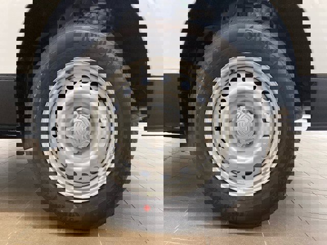 New 2025 Ford Maverick XL w/ Equipment Group 101A image 30