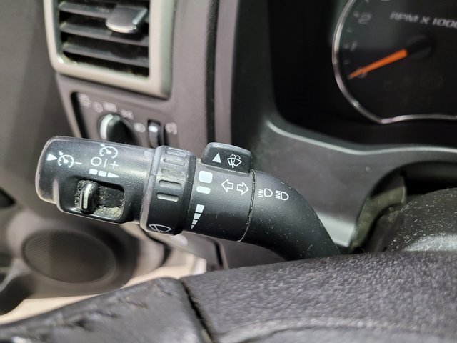 Used 2012 GMC Canyon SLE image 30