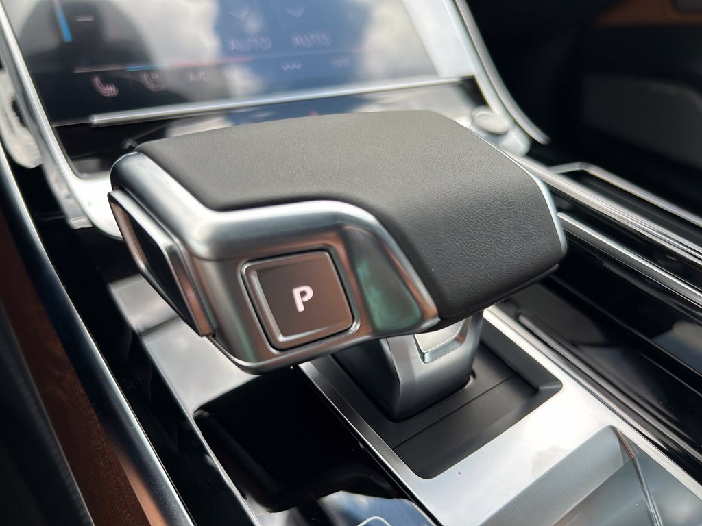 New 2026 Audi A8 L 3.0T AWD/4WD image 39