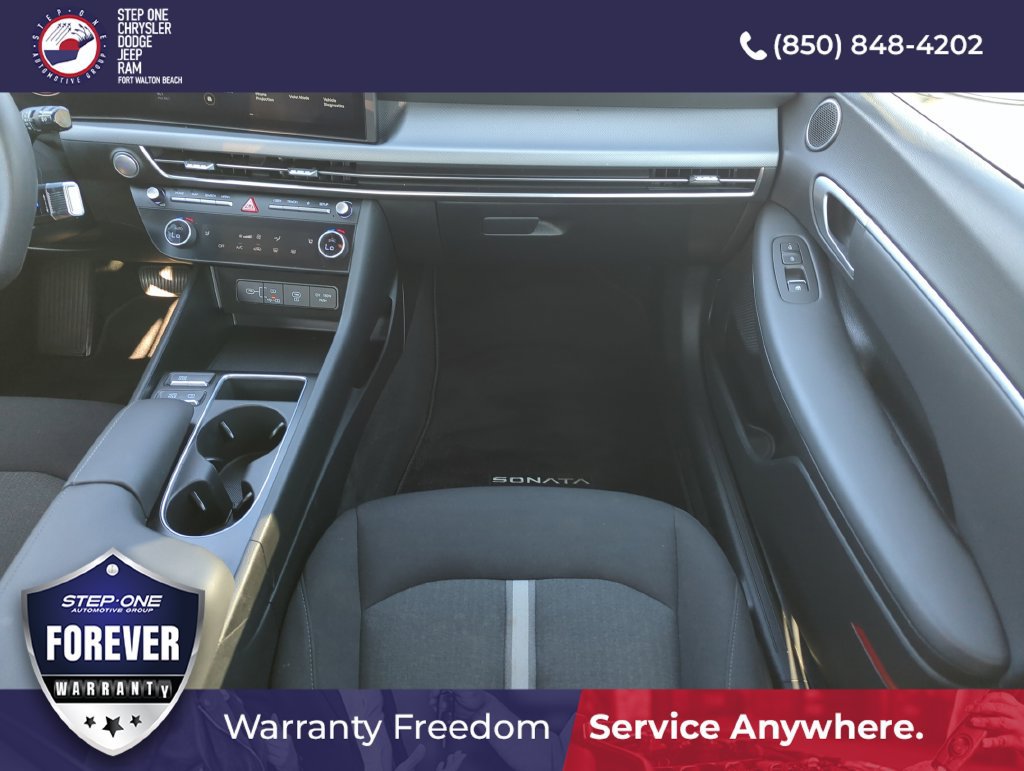 Used 2025 Hyundai Sonata SEL FWD image 14