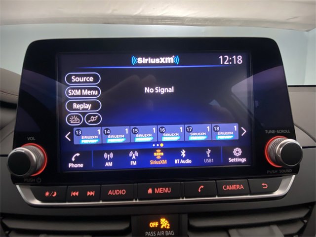 Used 2024 Nissan Altima 2.5 SR image 16