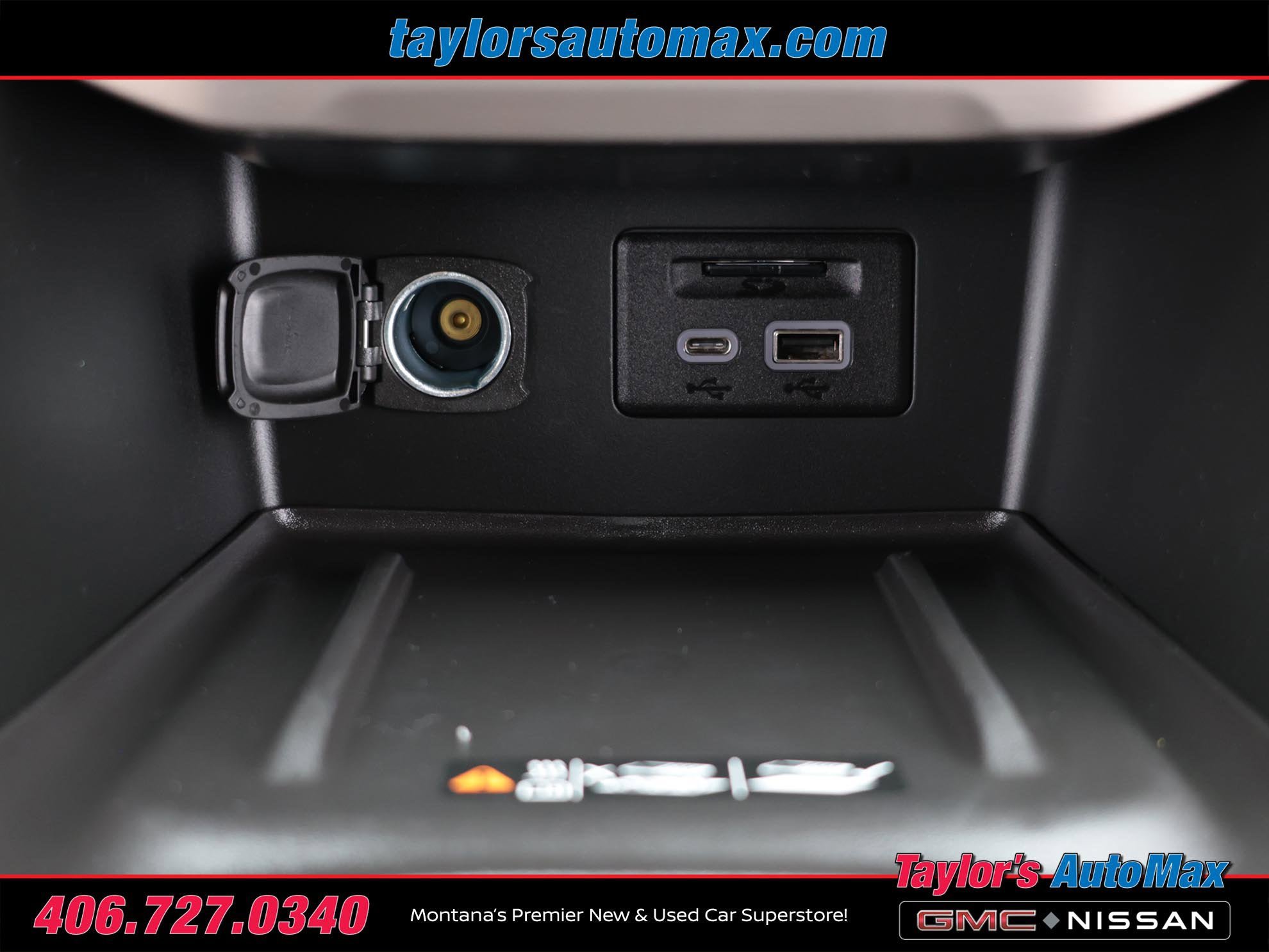 Used 2023 GMC Acadia Denali w/ Denali Ultimate Package AWD/4WD image 29