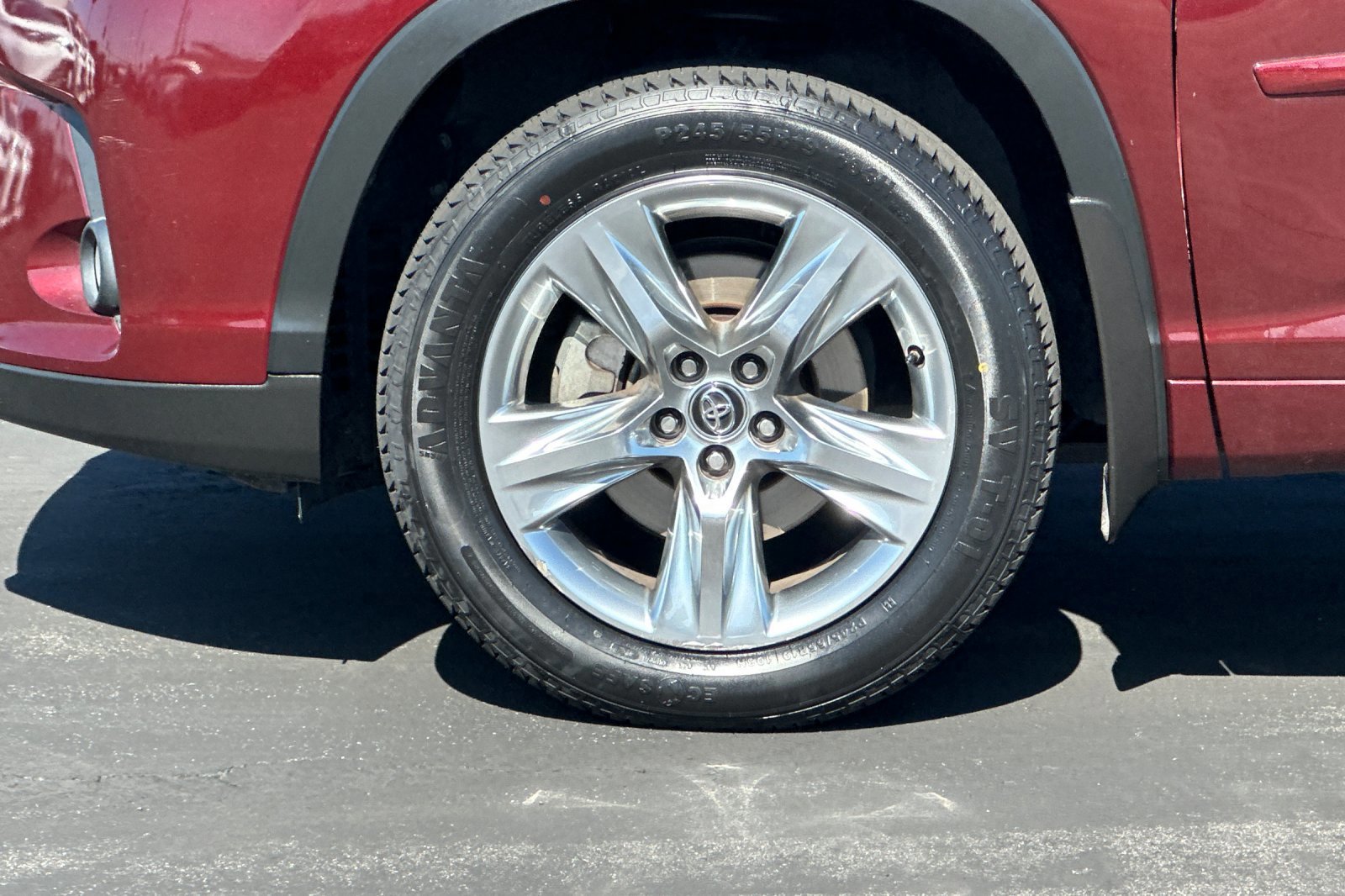 Certified 2019 Toyota Highlander Limited AWD/4WD image 27