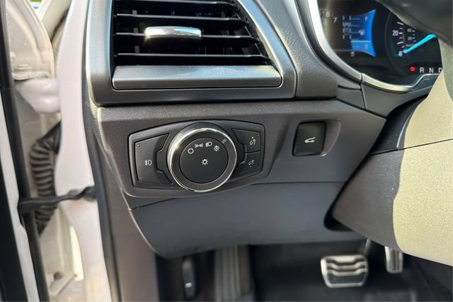 Used 2014 Ford Fusion Titanium FWD image 15