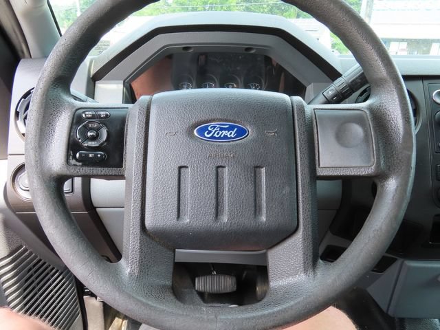 Used 2016 Ford F250 XL w/ XL Appearance Package AWD/4WD image 25