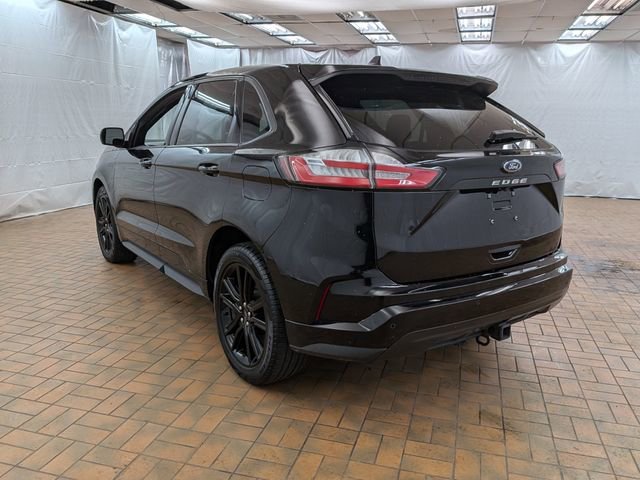 Used 2024 Ford Edge ST-Line w/ Class II Trailer Tow Package AWD/4WD image 5