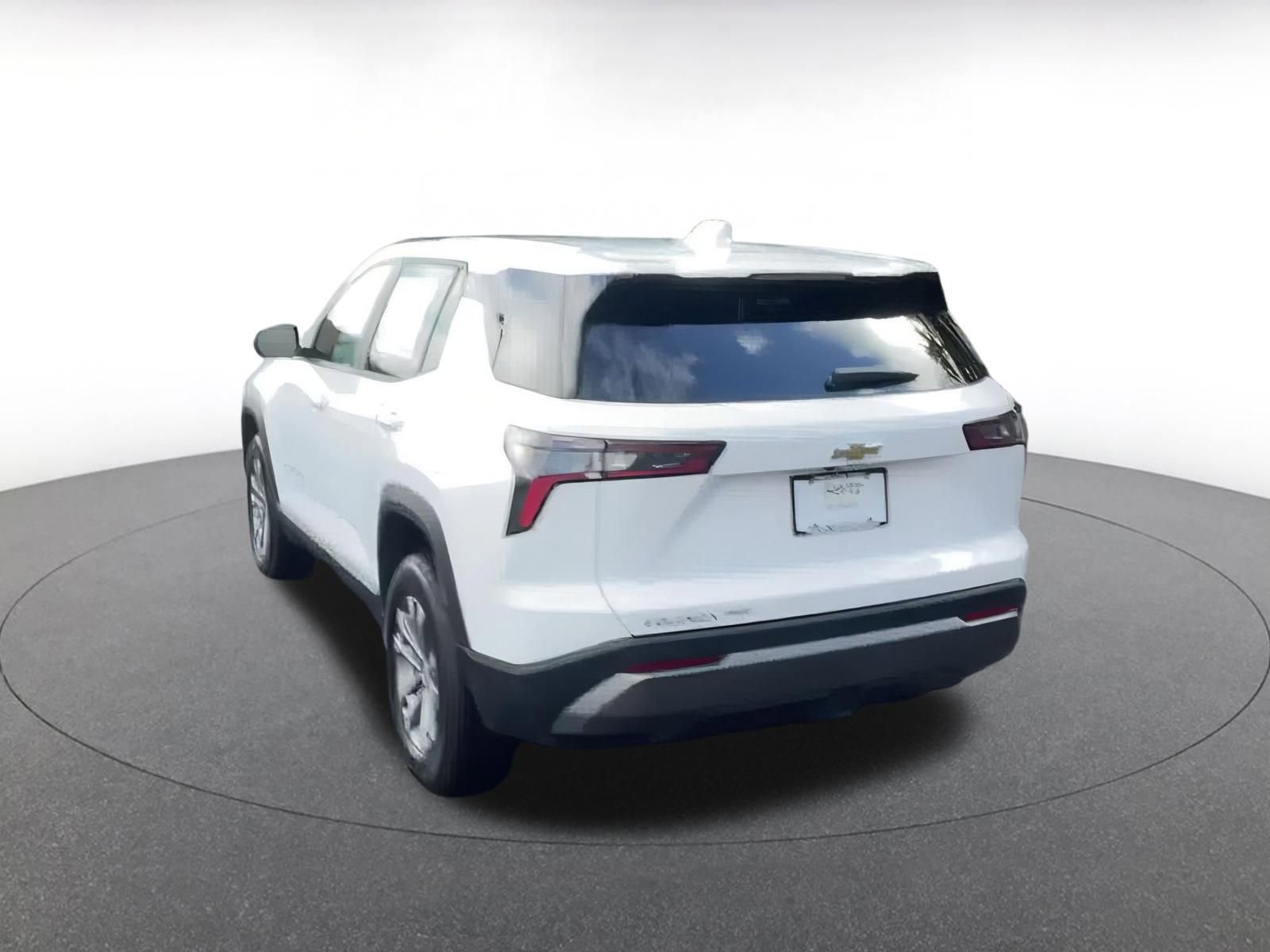 Used 2025 Chevrolet Equinox LT image 10