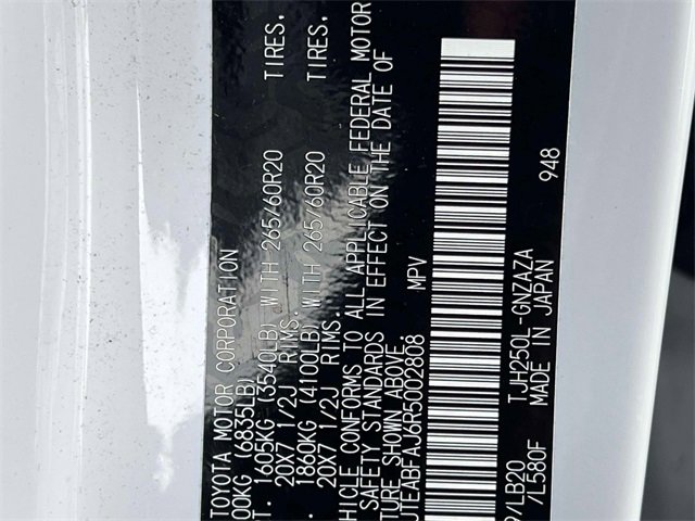 Used 2024 Toyota Land Cruiser image 24