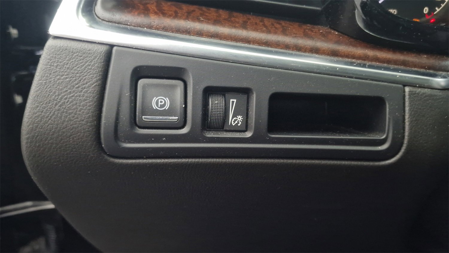 Used 2022 Cadillac XT5 Premium Luxury image 24