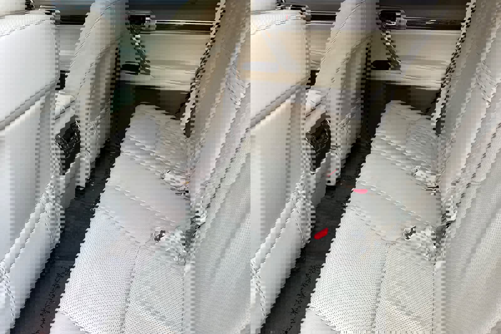 Used 2019 Lexus GX 460 Premium image 4