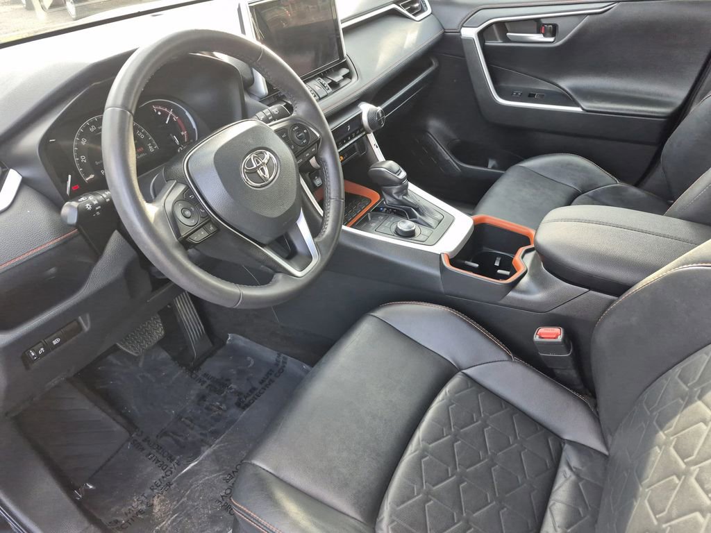 Used 2024 Toyota RAV4 Adventure image 10