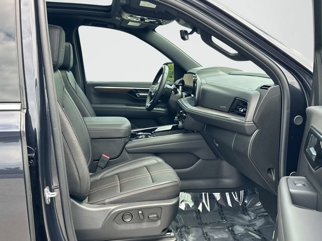 Used 2026 Chevrolet Tahoe High Country AWD/4WD image 22