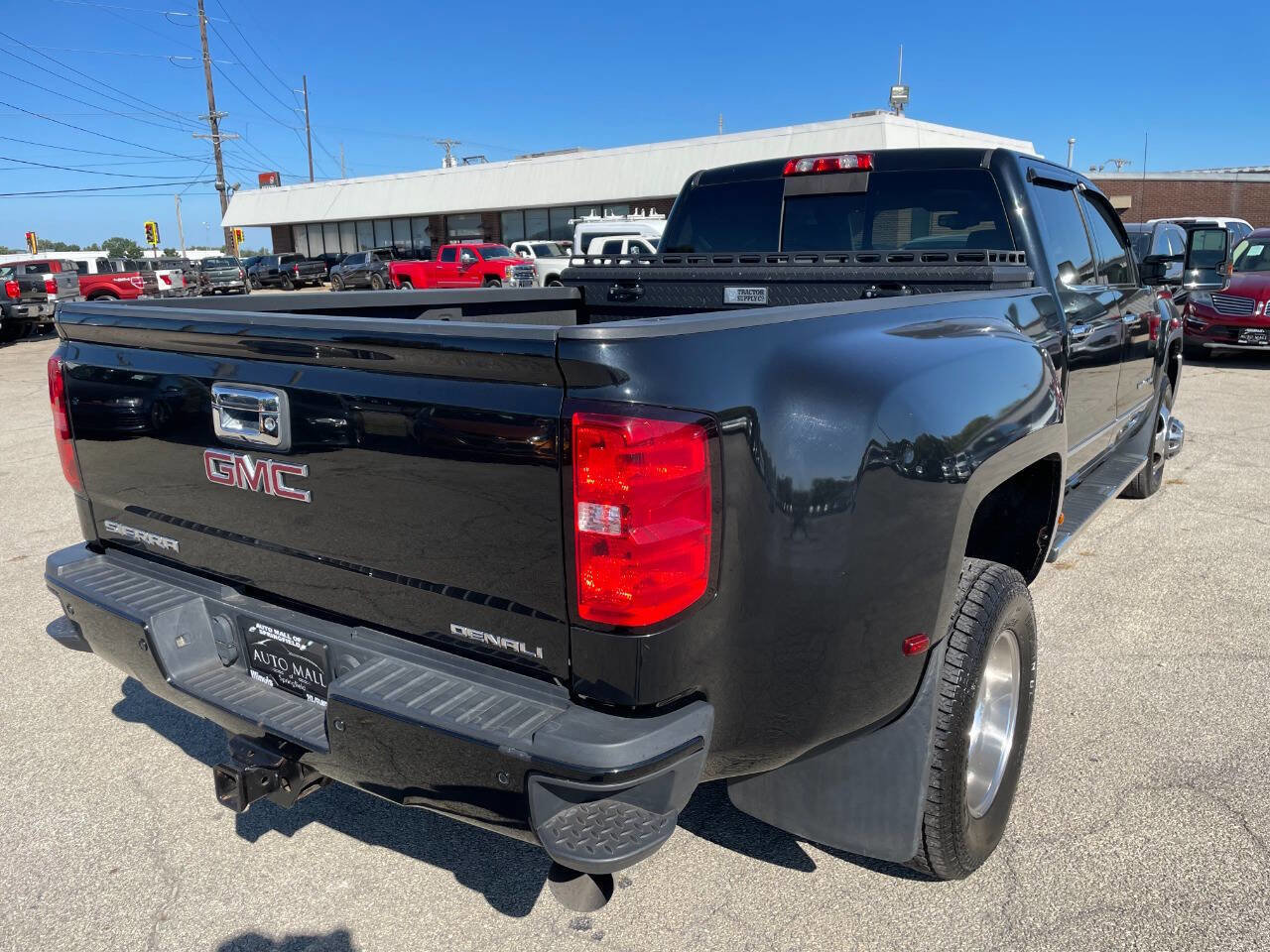 Used 2015 GMC Sierra 3500 Denali w/ Duramax Plus Package image 6