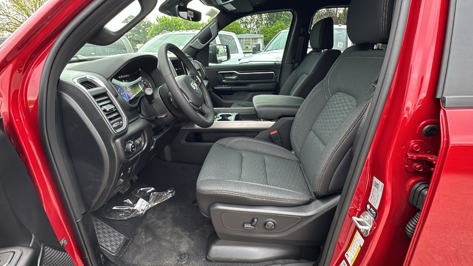 New 2026 RAM 1500 Lone Star AWD/4WD image 12