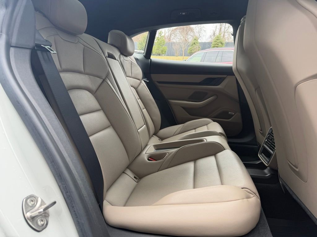 Certified 2022 Porsche Taycan 4 Cross Turismo image 20