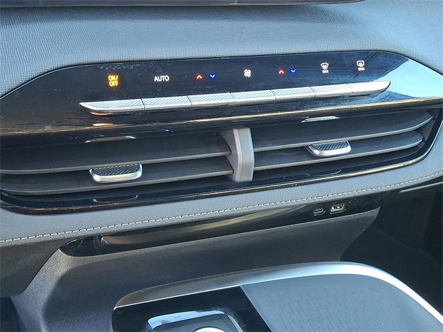 Certified 2025 Buick Enclave Preferred image 13