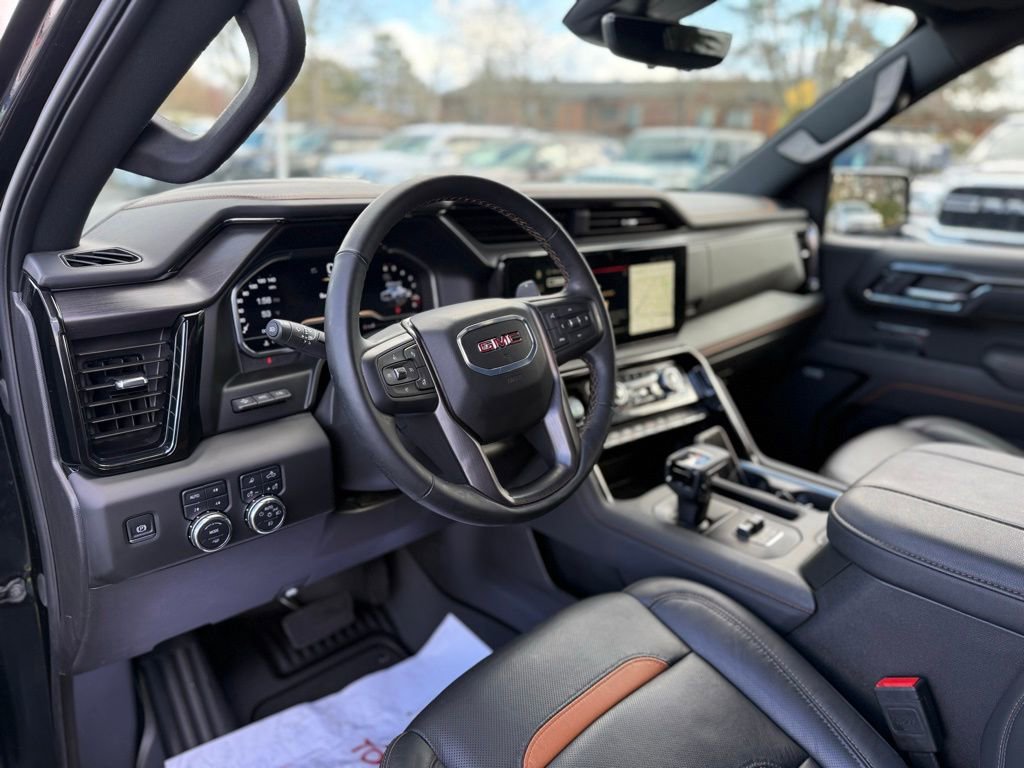 Used 2025 GMC Sierra 1500 AT4 w/ AT4 Premium Package image 13