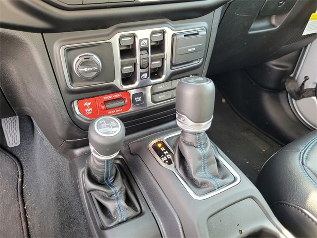 New 2023 Jeep Wrangler Unlimited Rubicon 4xe w/ Steel Bumper Group image 17