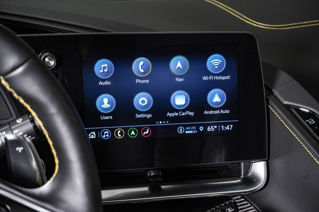 Used 2021 Chevrolet Corvette Stingray Premium Cpe w/ Z51 Performance Package RWD image 24