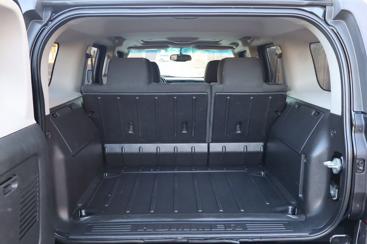 Used 2006 HUMMER H3 w/ Chrome Appearance Package image 14