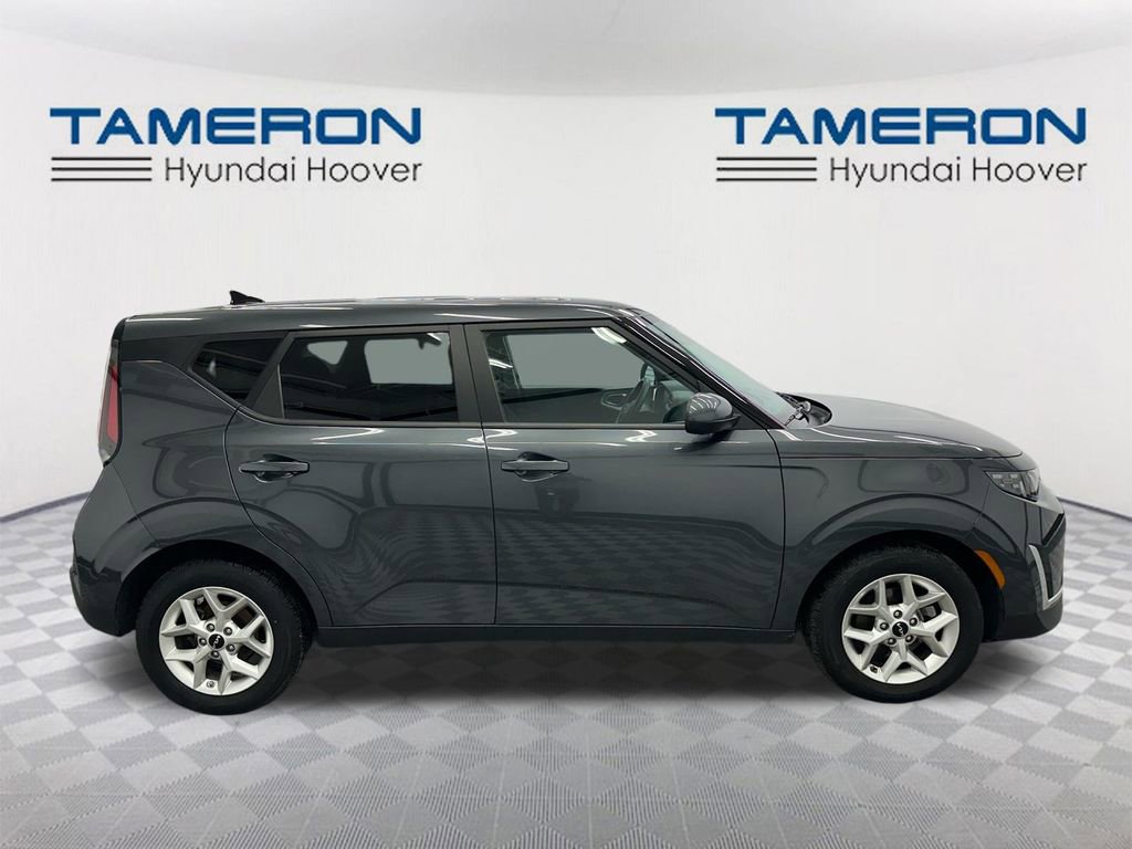 Used 2024 Kia Soul LX w/ Option Group 015 FWD image 6