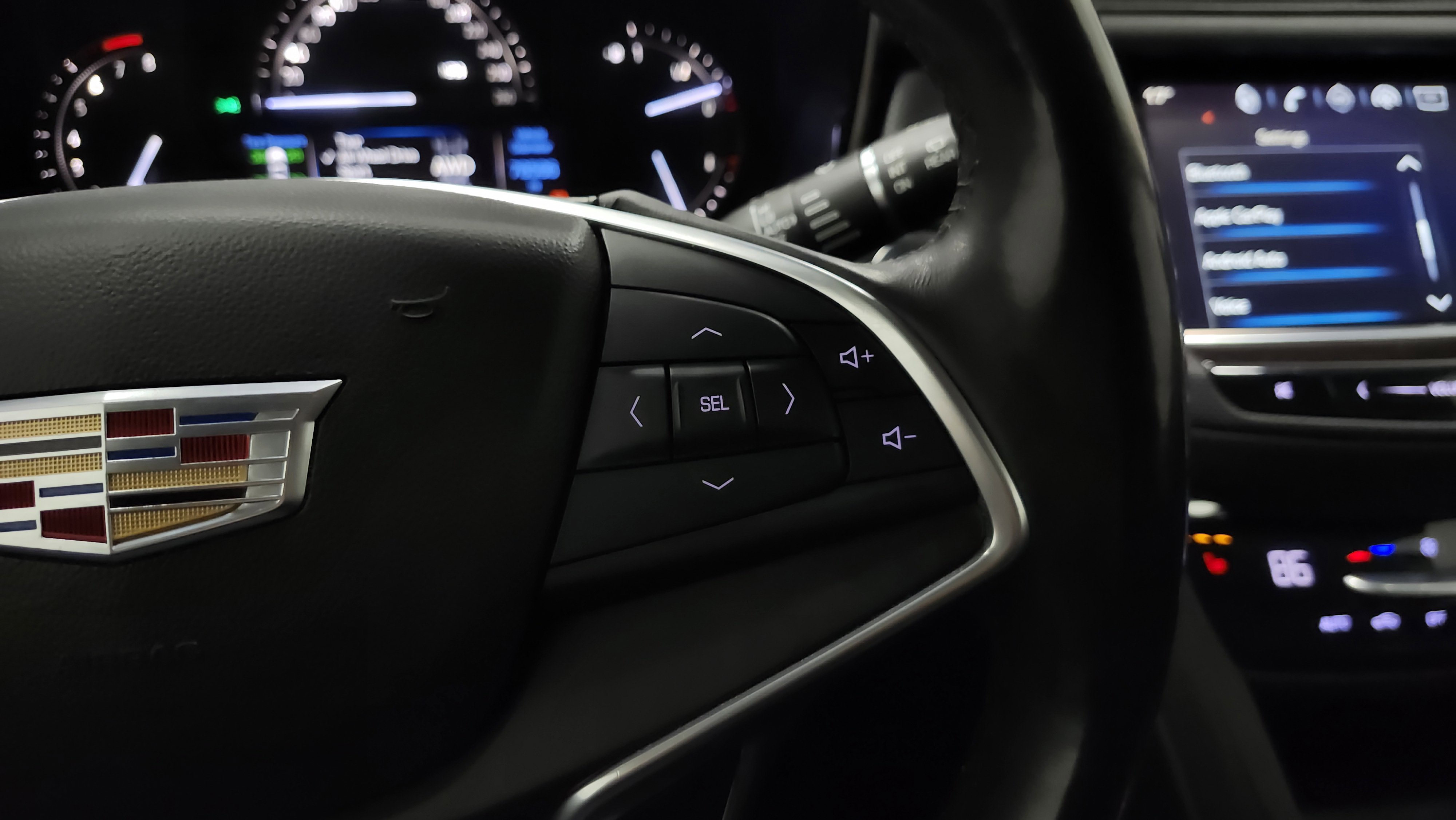 Used 2017 Cadillac XT5 Luxury image 36