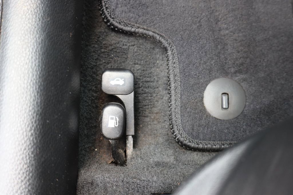 Used 2022 Kia Rio S FWD image 17