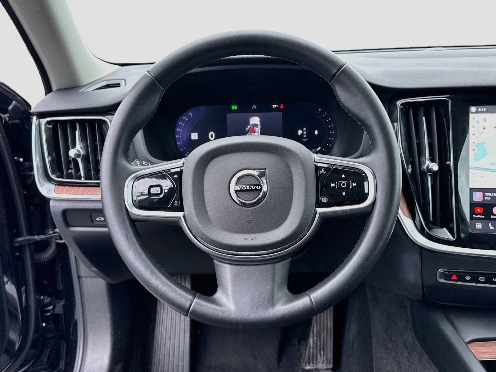 Used 2025 Volvo V60 B5 Cross Country Plus AWD/4WD image 12
